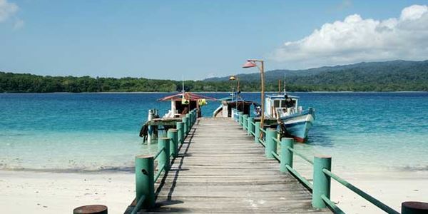 4 Pantai Eksotis Tersembunyi di Indonesia