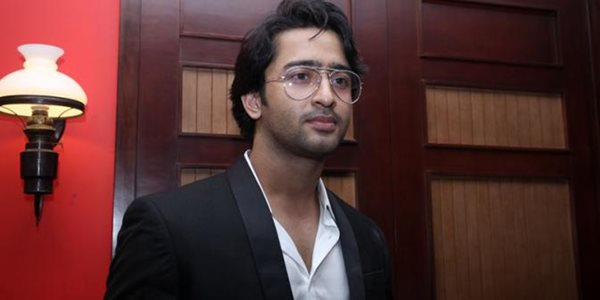 Ayu Ting Ting Resmi Berpacaran dengan Shaheer Sheikh