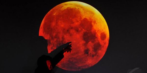 Besok, Gerhana Bulan Total Merah Darah Siap Kunjungi Indonesia