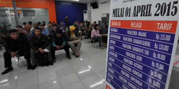 Mulai Hari Ini PT KAI Resmi Terapkan Tarif Baru Tiket Kereta Api