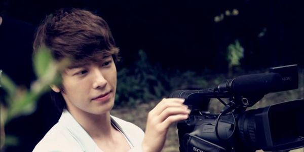 Meski Lulus Tes, Donghae Super Junior Masih Ragu Ikuti Wamil
