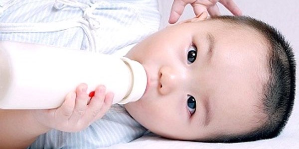 Tips Memilih Susu Formula Bayi yang Tepat