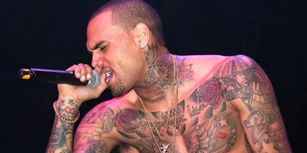 Kurang Tiga Hari, Chris Brown Mendadak Batalkan Konsernya di Indonesia