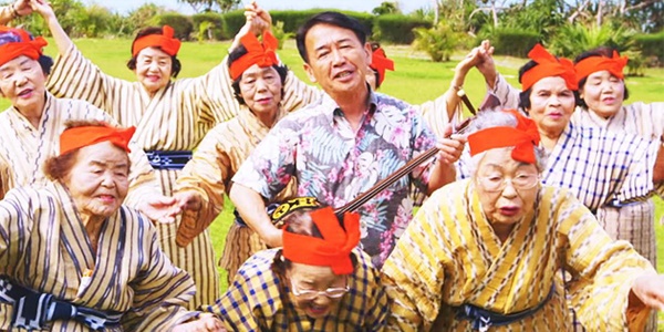 Lucunya KBG84, Girlband Baru Beranggotakan Nenek-Nenek Penuh Semangat 3