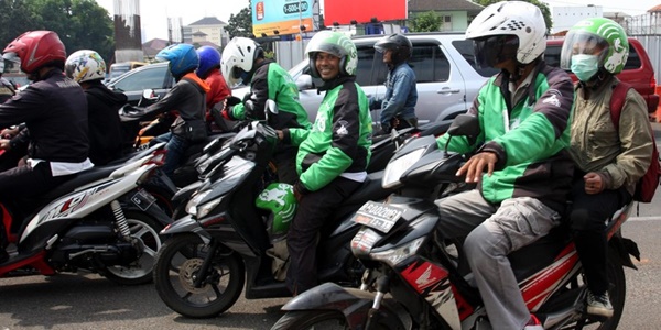 Diprotes Masyarakat, Menhub Akhirnya Cabut Larangan Gojek dkk