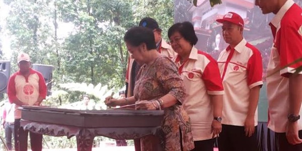Usai Bendungan, Kini Kebun Raya Baturraden yang Diresmikan Megawati
