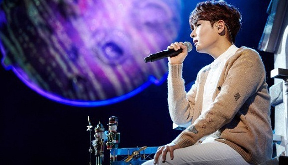 Konser Solo, Ryeowook Super Junior Kembali Lantunkan “Bunga Terakhir”
