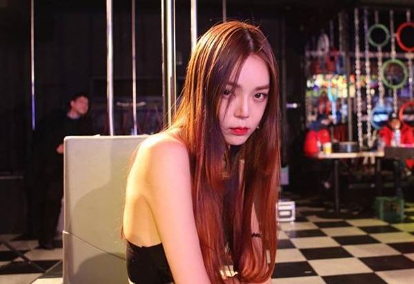 Wow, Personel Girlband Ini Ternyata Seorang Transgender 2