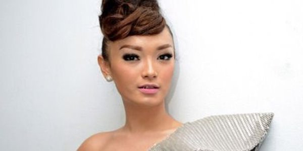 Jadi Contoh Masyarakat, MPR Angkat Zaskia Gotik Jadi Duta Pancasila 2