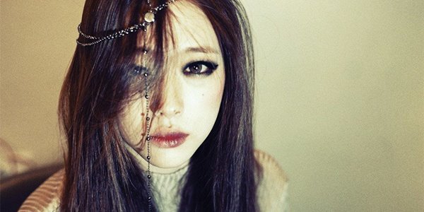 Lagi, Sulli Kini Unggah Foto Mesra Bareng Cowok Lain Didepan Choiza 2