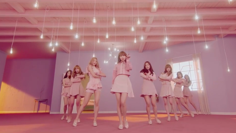 Lovelyz Menghipnotis Penggemar Lewat MV Koreografi “Destiny”