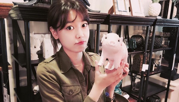 Sooyoung SNSD Dapat Hadiah ‘Besar’ Dari Park Shin Hye