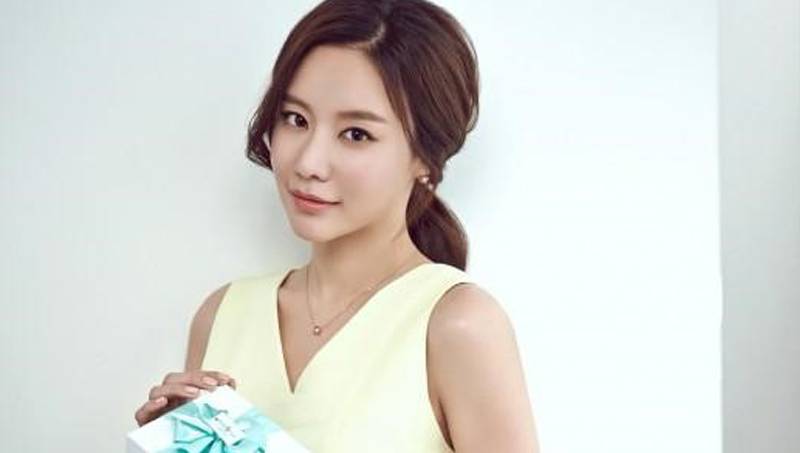 Kim Ah Joong Dapat Kiriman Makanan Dari Fans