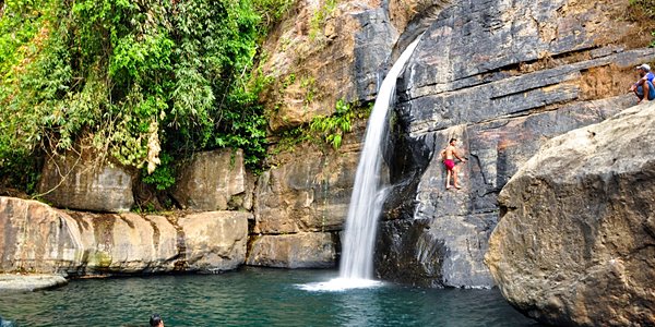 Menengok Keindahnya Air Terjun Coban Tundo di Malang