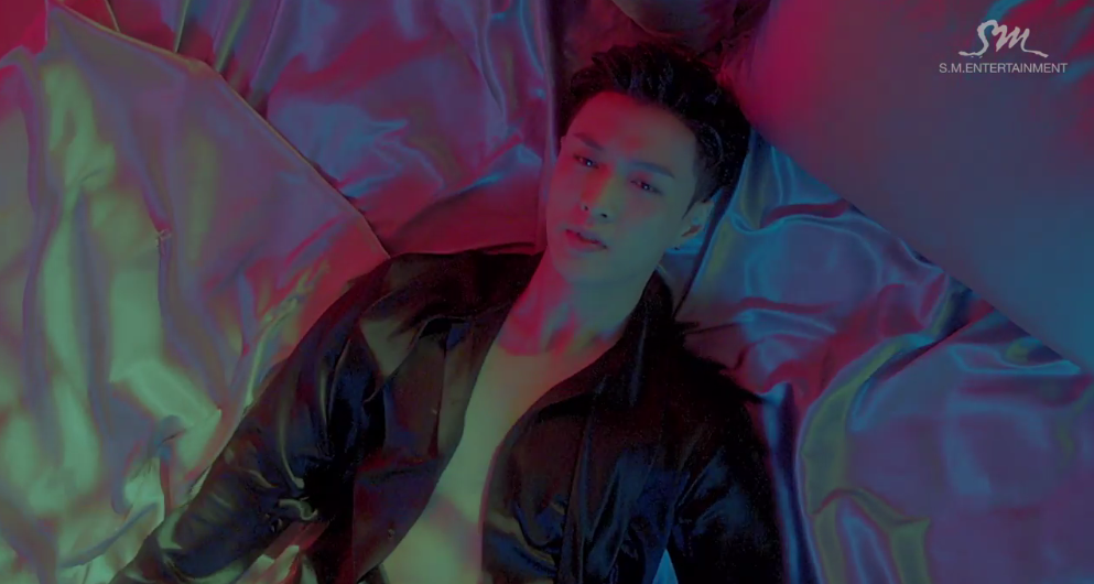 Koreografi Seksi - Efek Air, Lay EXO Suguhkan Teaser MV "Lose Control"