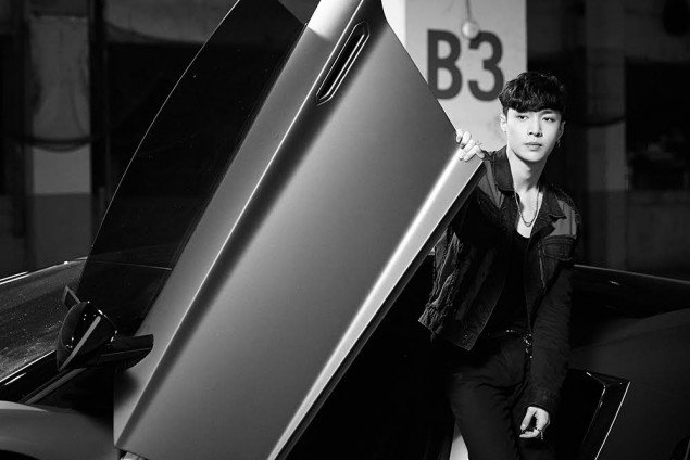 Lay EXO Rilis "What U Need" Dengan Koreografi Jempolan