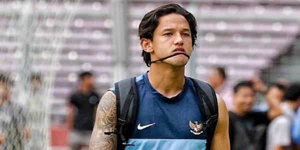 Cedera Parah Saat Latihan, Irfan Bachdim Batal Ikut Piala AFF 2016