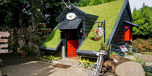 Serunya Menjelajah Dunia Hobbit di Farm House Lembang