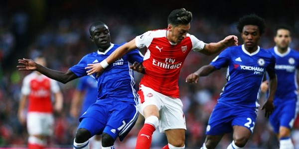 Main Solid, Arsenal Sukses Kalahkan Chelsea dan Juara FA Cup