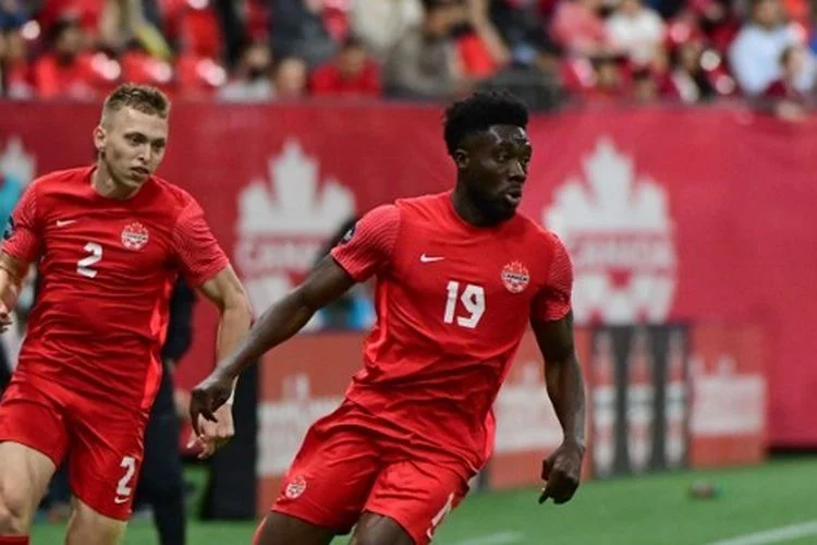 Alphonso Davies: Pahlawan Baru Sepak Bola Kanada
